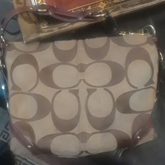 Coach purse - Picture 1 of 2